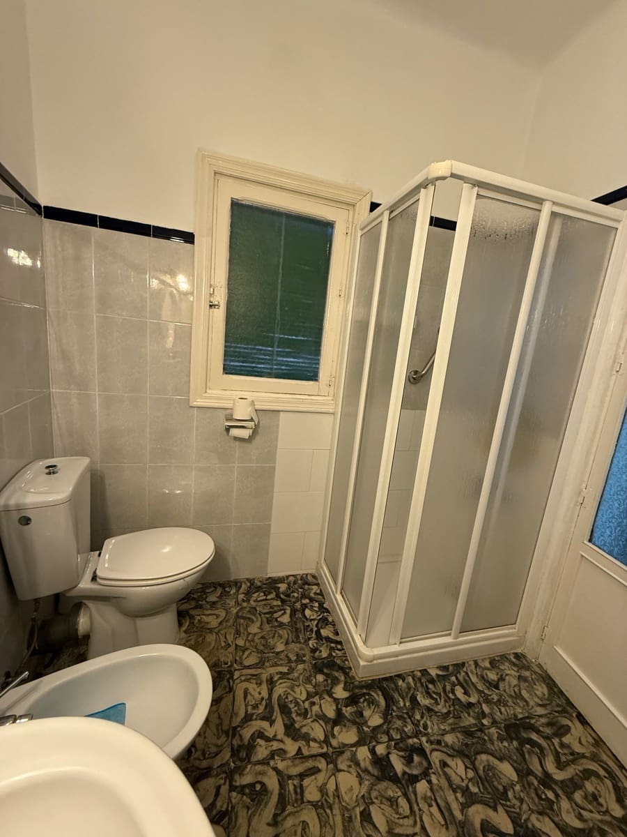5 bedroom Townhouse for sale in Biar - € 105,000 (Ref: 9935560)
