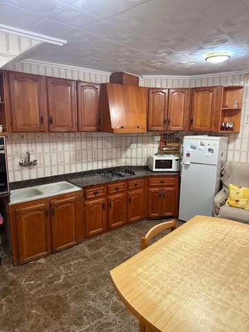 5 chambre Maison de Ville à vendre à Biar - 105 000 € (Ref: 9935560)