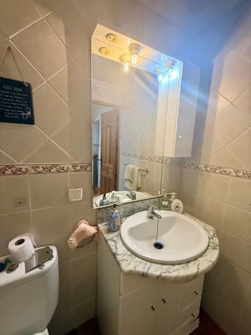 Chalet de 3 habitaciones en Villena en venta con piscina garaje - 250.000 € (Ref: 9949167)