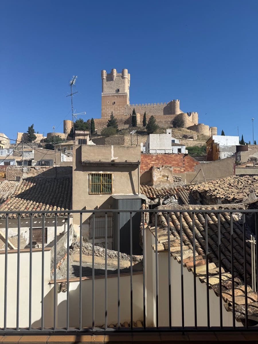 Casa de 4 habitaciones en Villena en venta con garaje - 340.000 € (Ref: 9980197)