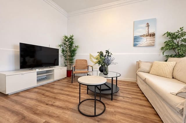 5 slaapkamer Villa te koop in Casco Urbano, Adeje - € 540.000 (Ref: 10072615)