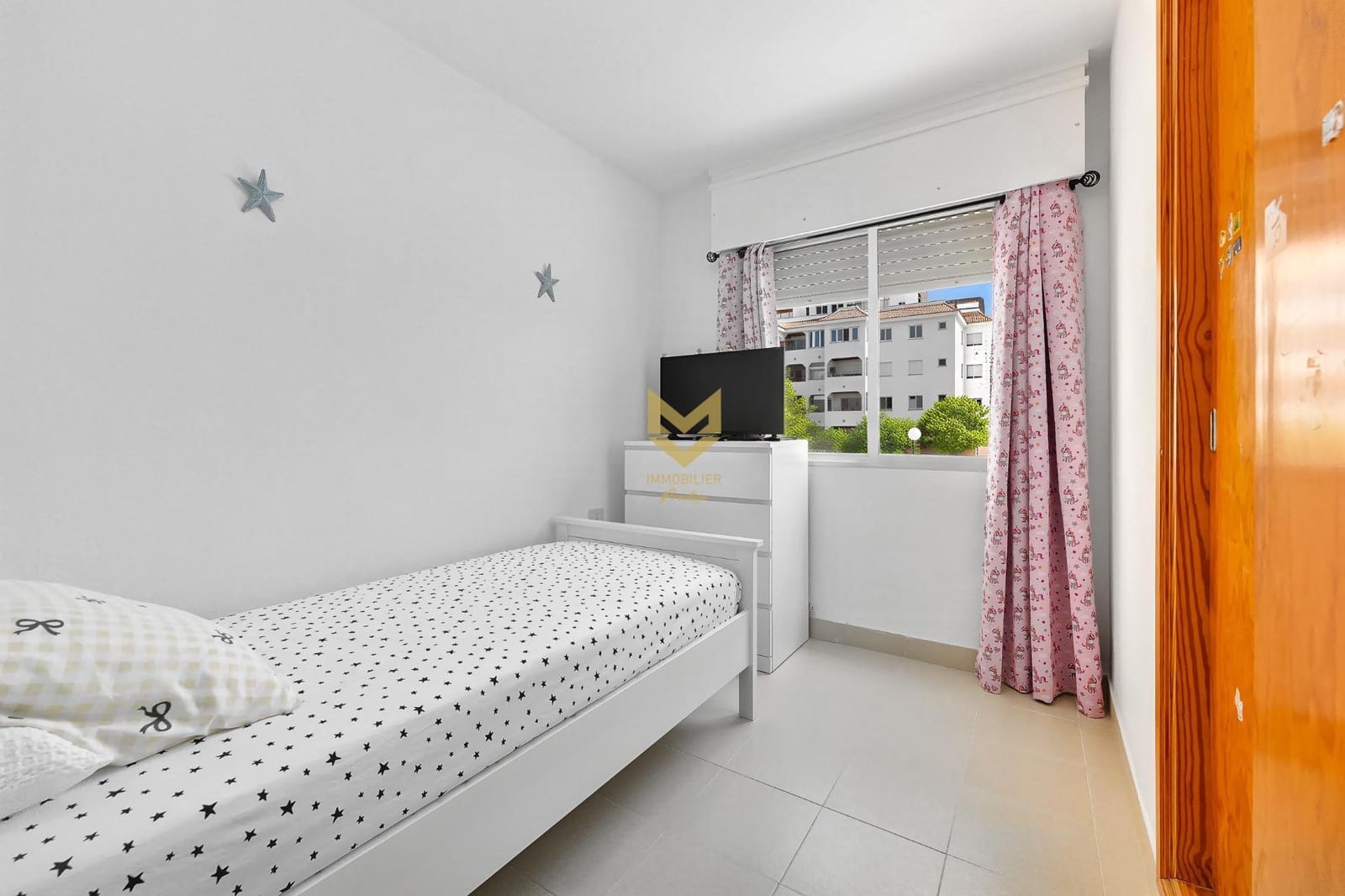3 sovrum Lägenhet till salu i Parque de la Reina med pool garage - 295 000 € (Ref: 10090832)