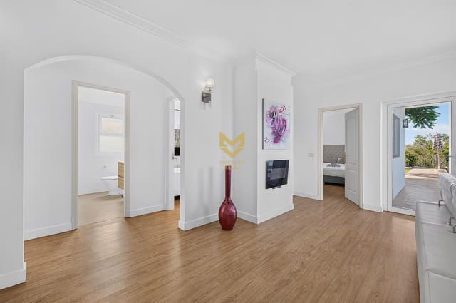 3 soveværelse Villa til salg i Las Moraditas, Adeje med swimmingpool garage - € 1.050.000 (Ref: 10139854)