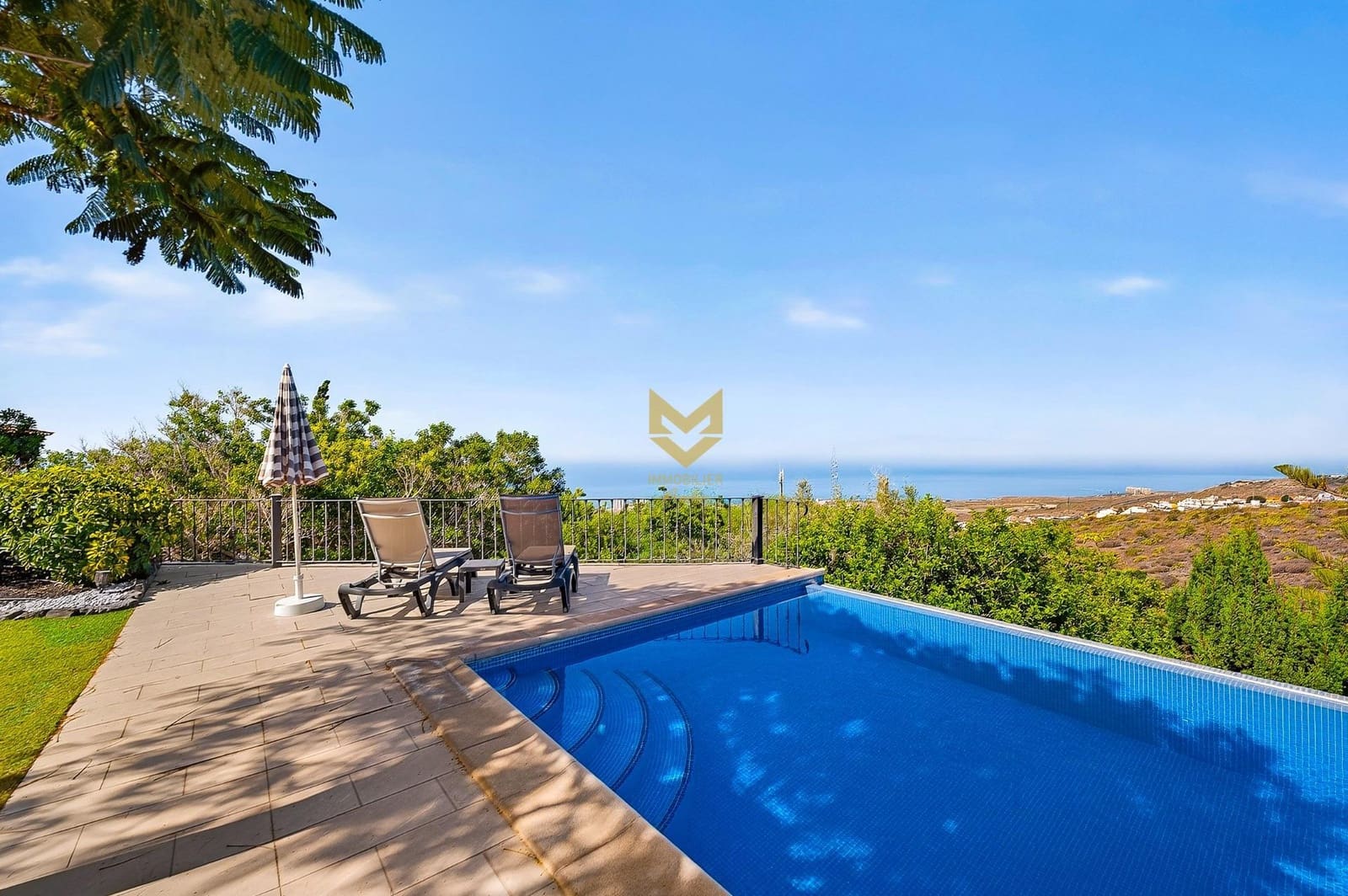3 soveværelse Villa til salg i Las Moraditas med swimmingpool garage - € 1.050.000 (Ref: 10139854)