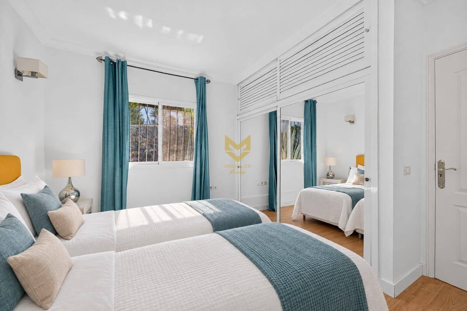 3 bedroom Villa for sale in Las Moraditas with pool garage - € 1,050,000 (Ref: 10139854)