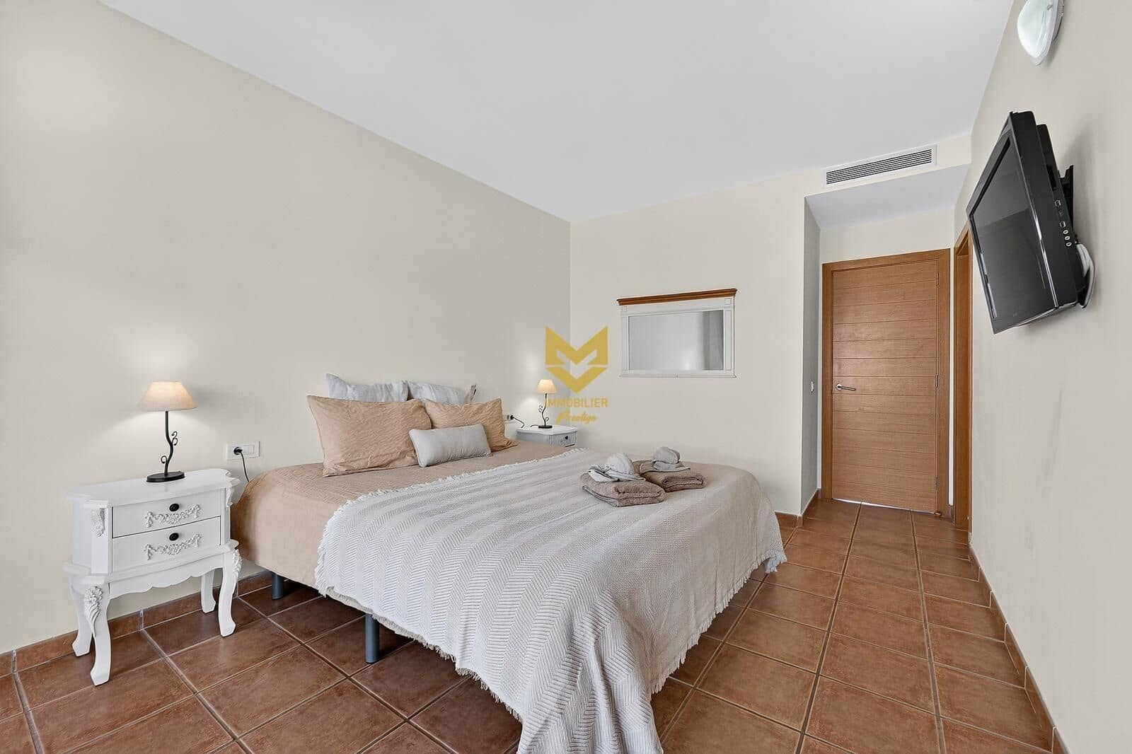 3 slaapkamer Villa te koop in San Miguel de Abona met zwembad garage - € 495.000 (Ref: 10147281)