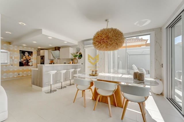 3 chambre Villa/Maison à vendre à La Caleta Adeje, Adeje avec piscine - 1 650 000 € (Ref: 7225247)