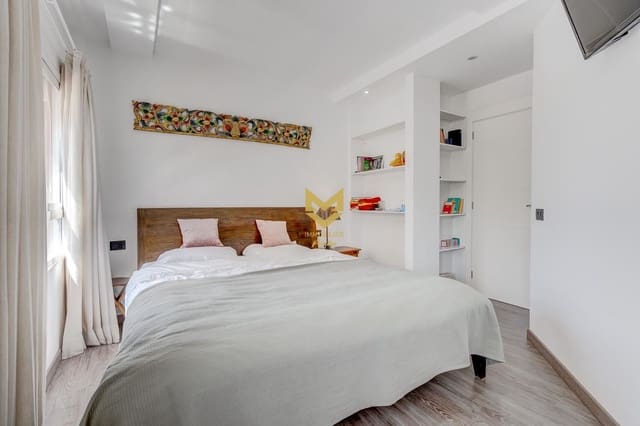 2 sovrum Villa till salu i Callao Salvaje - Playa Paraíso, Adeje med pool - 440 000 € (Ref: 7512033)