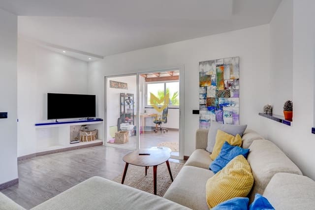 2 sovrum Villa till salu i Callao Salvaje - Playa Paraíso, Adeje med pool - 440 000 € (Ref: 7512033)