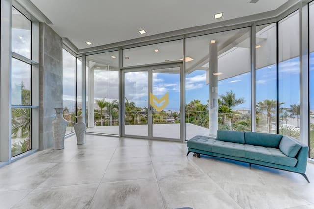 5 Zimmer Villa zu verkaufen in La Caleta Adeje, Adeje mit Pool - 5.950.000 € (Ref: 7587316)