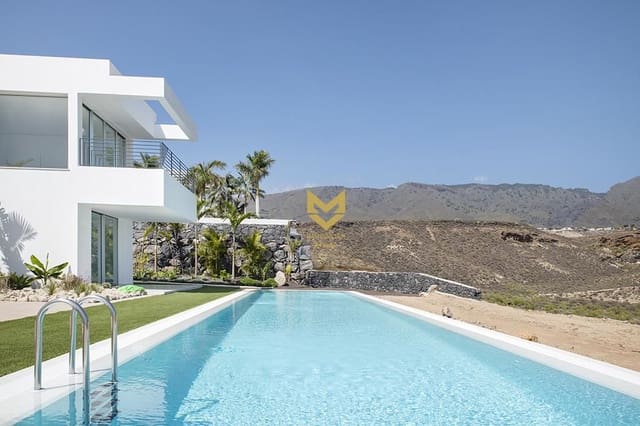 5 makuuhuone Huvila myytävänä paikassa Casco Urbano, Adeje mukana uima-altaan - 5 950 000 € (Ref: 7599511)