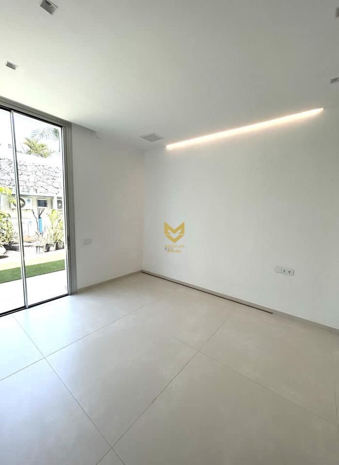 5 soveværelse Villa til salg i Adeje med swimmingpool - € 5.950.000 (Ref: 7599511)