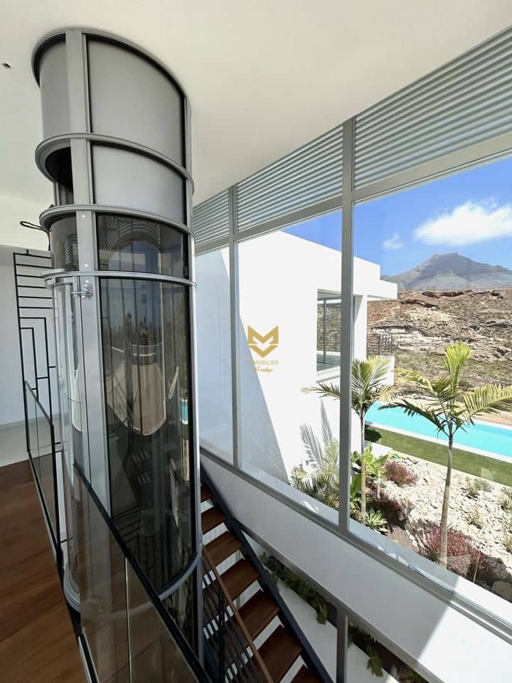 5 soveværelse Villa til salg i Adeje med swimmingpool - € 5.950.000 (Ref: 7599511)