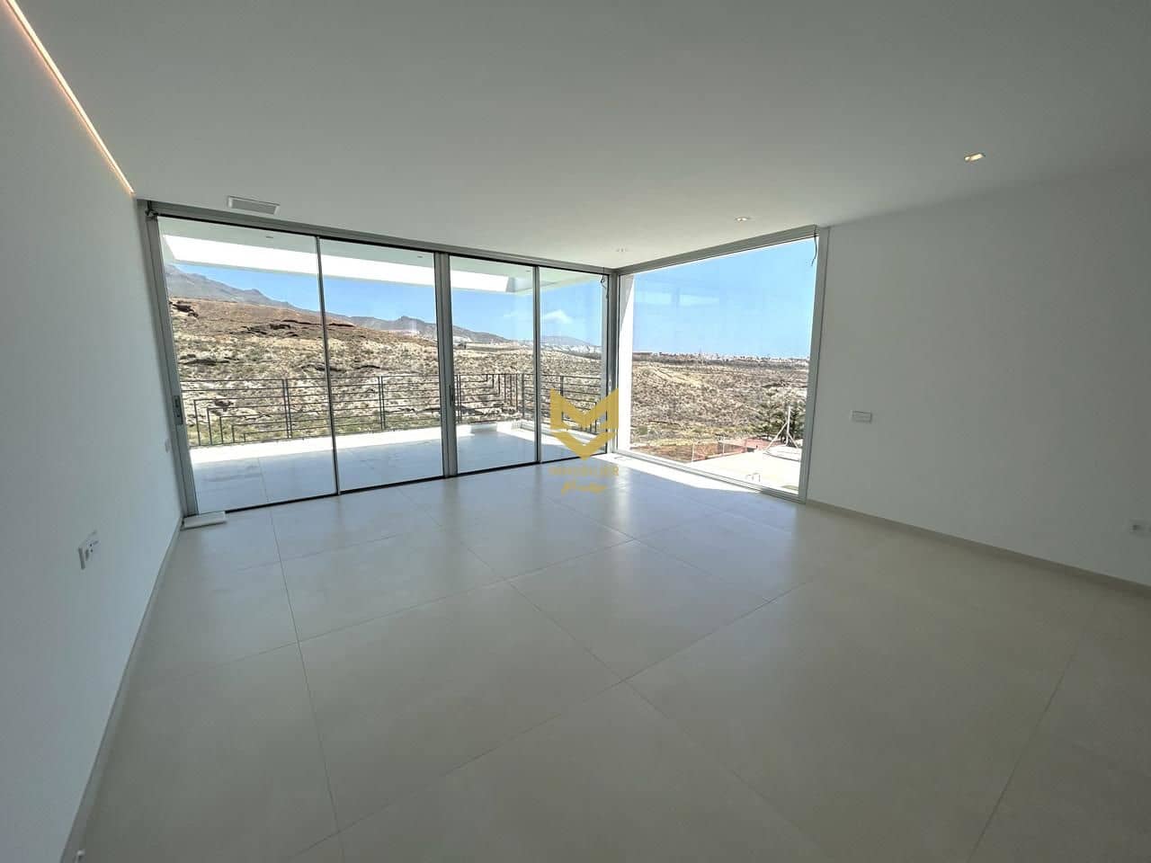 5 soveværelse Villa til salg i Adeje med swimmingpool - € 5.950.000 (Ref: 7599511)