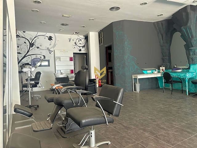 2 quarto Empresa para venda em Casco Urbano, Adeje - 158 000 € (Ref: 8277747)