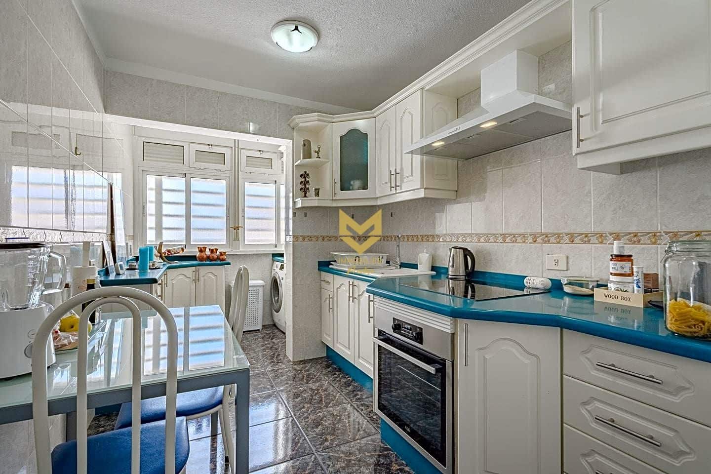 3 soveværelse Lejlighed til salg i San Eugenio - € 445.000 (Ref: 8397844)