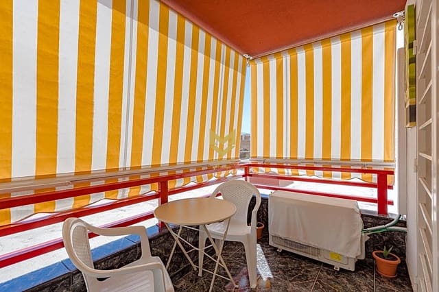 Piso de 3 habitaciones en San Eugenio, Adeje en venta - 445.000 € (Ref: 8397844)