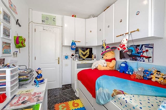 Piso de 3 habitaciones en San Eugenio, Adeje en venta - 445.000 € (Ref: 8397844)