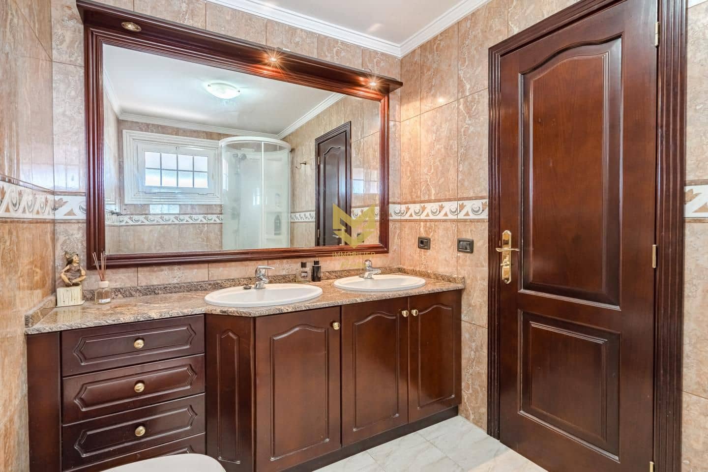 3 soveværelse Villa til salg i Adeje med swimmingpool garage - € 656.000 (Ref: 8581101)