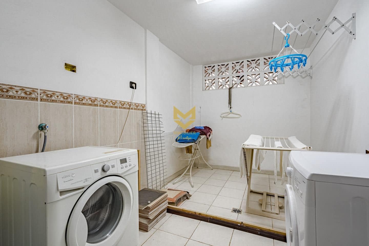 3 soveværelse Villa til salg i Adeje med swimmingpool garage - € 656.000 (Ref: 8581101)