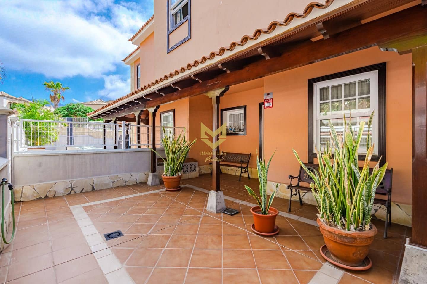 3 soveværelse Villa til salg i Adeje med swimmingpool garage - € 656.000 (Ref: 8581101)