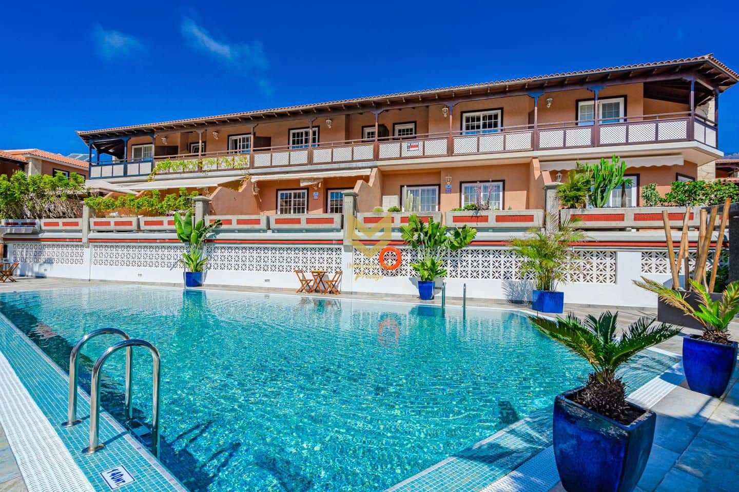 3 soveværelse Villa til salg i Adeje med swimmingpool garage - € 656.000 (Ref: 8581101)