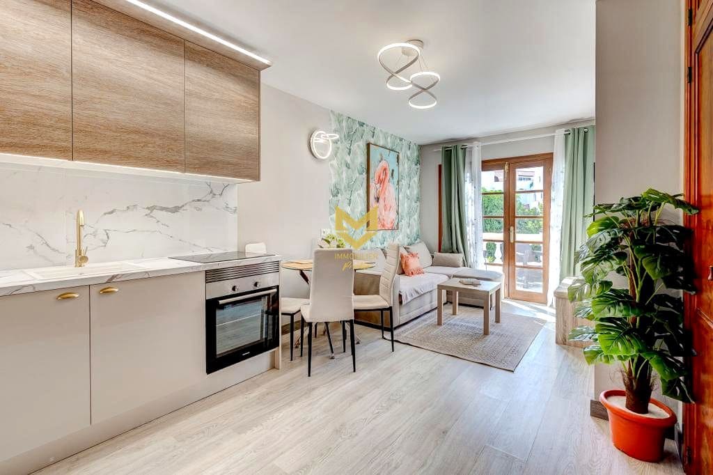 Flat te koop in Costa Adeje - € 279.000 (Ref: 8690738)