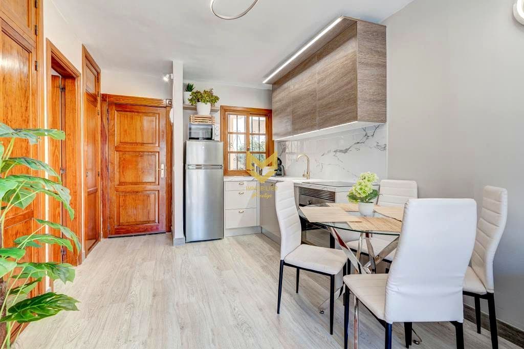 Flat te koop in Costa Adeje - € 279.000 (Ref: 8690738)