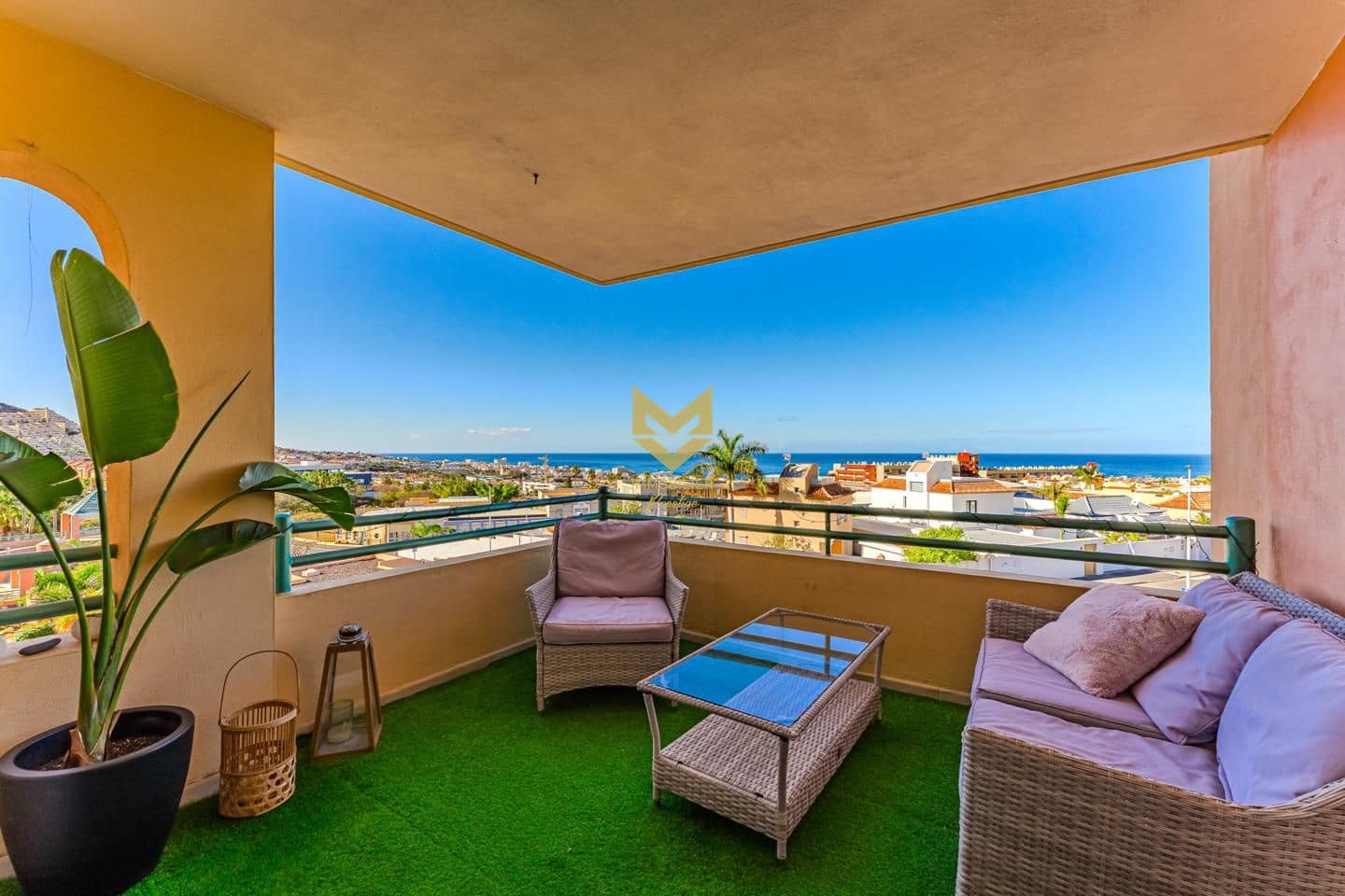 2 slaapkamer Flat te koop in Costa Adeje met garage - € 409.000 (Ref: 8774904)