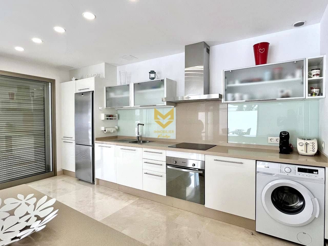 2 soveværelse Lejlighed til salg i Adeje med garage - € 980.000 (Ref: 8783478)