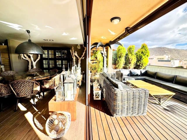 3 soveværelse Villa til salg i Fañabe, Adeje med garage - € 940.000 (Ref: 8791649)