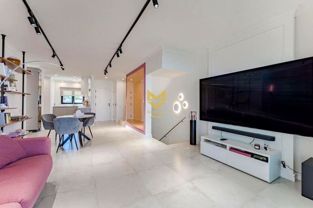 2 chambre Villa/Maison à vendre à Playa Paraiso, Adeje - 640 000 € (Ref: 8846072)