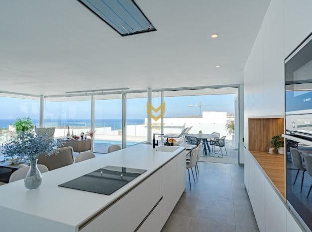 3 sovrum Villa till salu i Callao Salvaje - 1 590 000 € (Ref: 8885571)