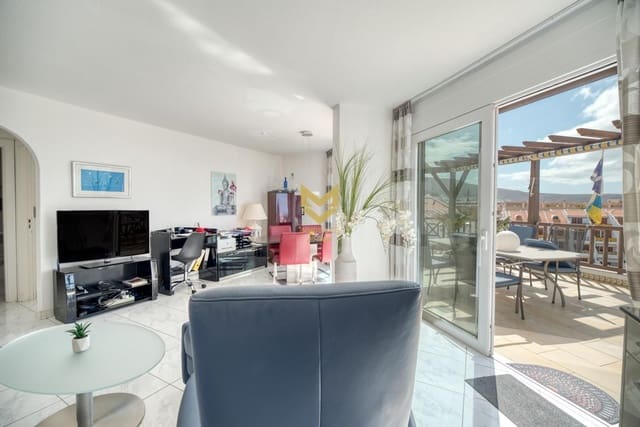 2 soveværelse Lejlighed til salg i Playa de las Americas, Arona - € 1.255.000 (Ref: 8938050)