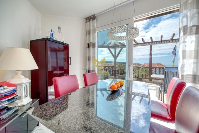 2 soveværelse Lejlighed til salg i Playa de las Americas, Arona - € 1.255.000 (Ref: 8938050)