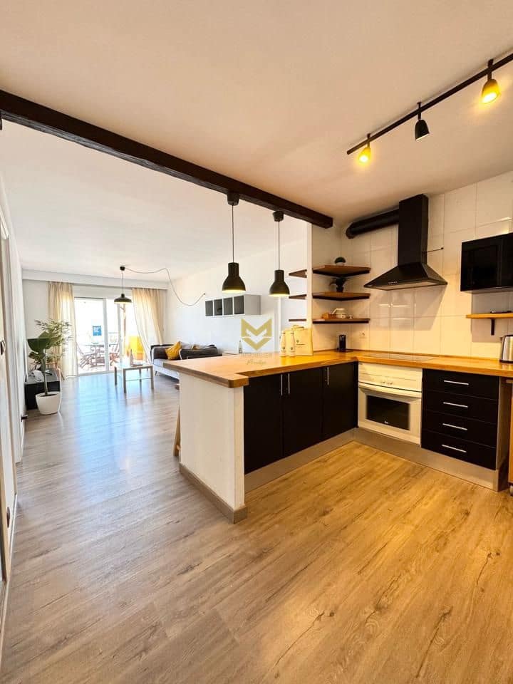 2 soveværelse Lejlighed til salg i Costa Adeje - € 459.000 (Ref: 9031143)