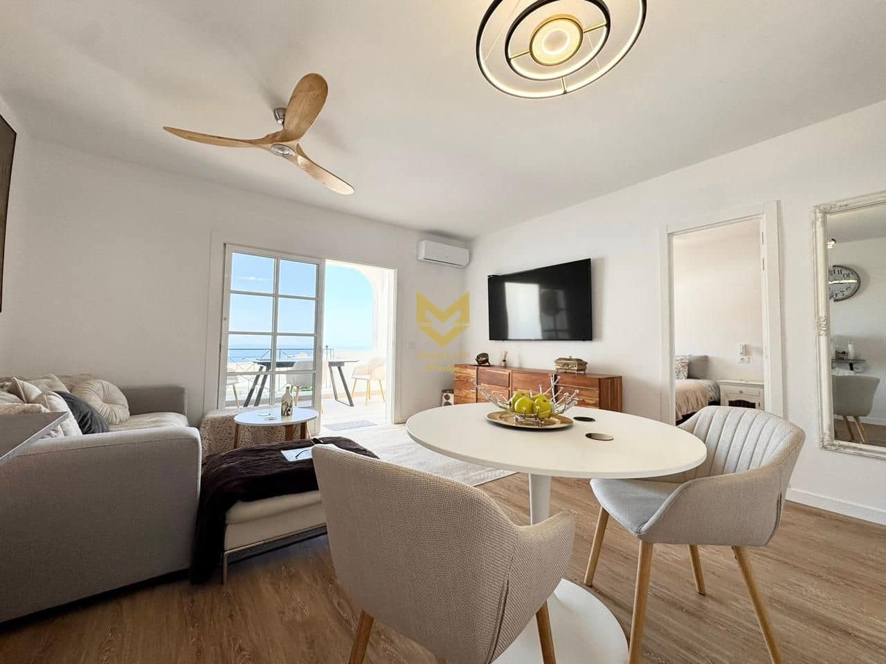 2 slaapkamer Flat te koop in Costa Adeje - € 449.000 (Ref: 9031144)