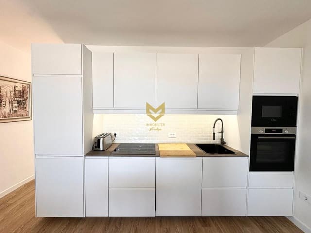 2 slaapkamer Flat te koop in Playa de Fañabé Alto, Adeje - € 449.000 (Ref: 9031144)