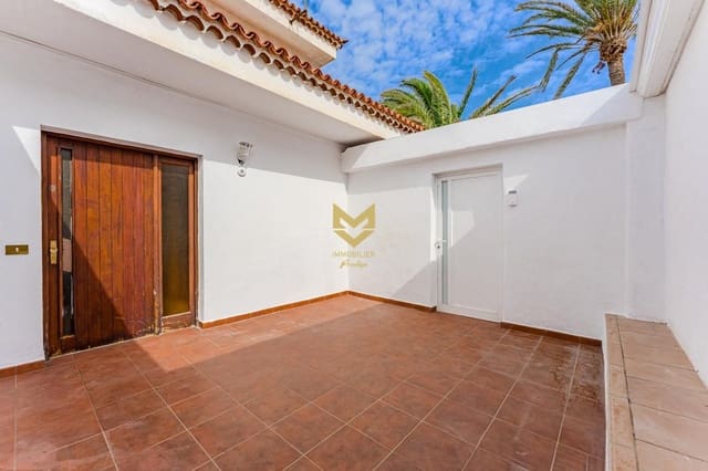 4 chambre Villa/Maison à vendre à Costa del Silencio, Arona avec piscine - 430 000 € (Ref: 9046430)