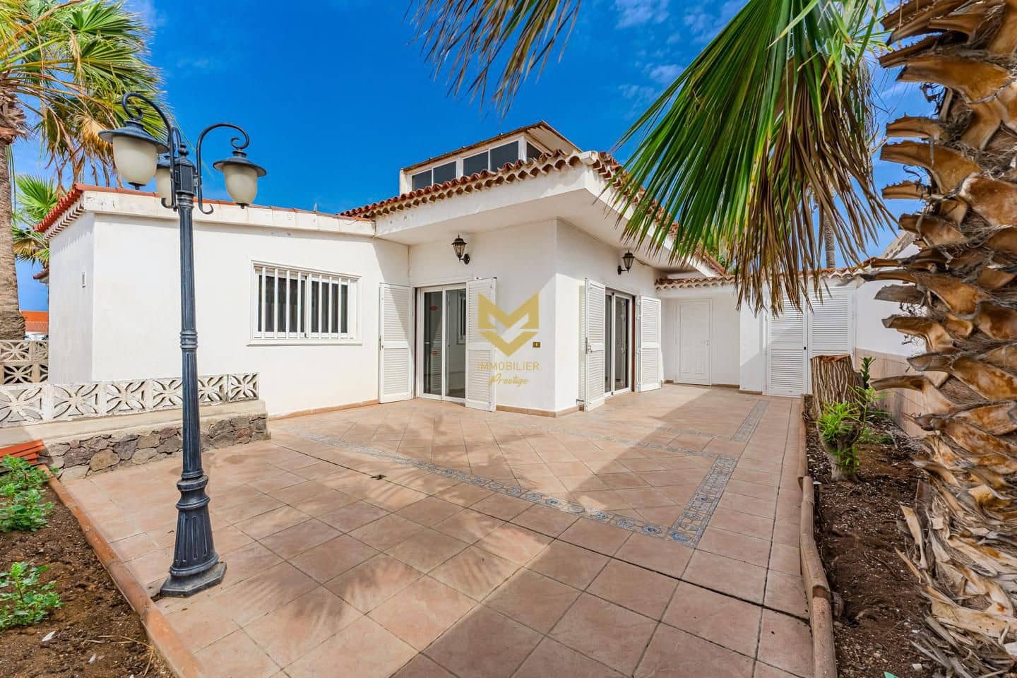 4 soveværelse Villa til salg i Costa del Silencio med swimmingpool - € 430.000 (Ref: 9046430)