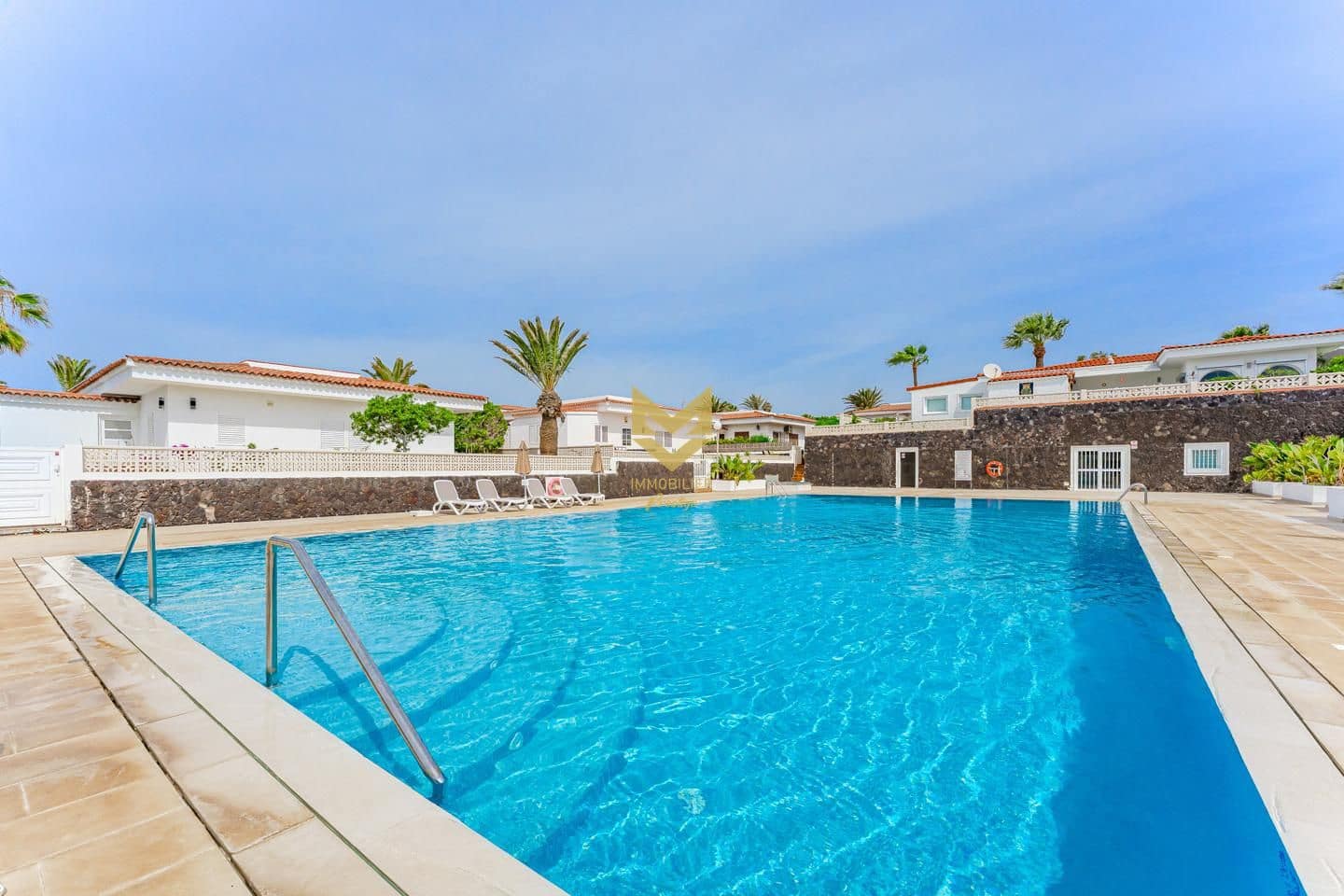 4 soveværelse Villa til salg i Costa del Silencio med swimmingpool - € 430.000 (Ref: 9046430)