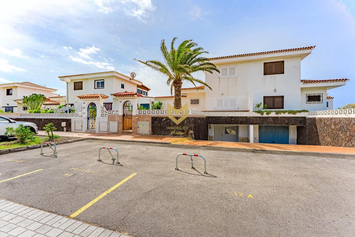 4 soveværelse Villa til salg i Costa del Silencio med swimmingpool - € 430.000 (Ref: 9046430)