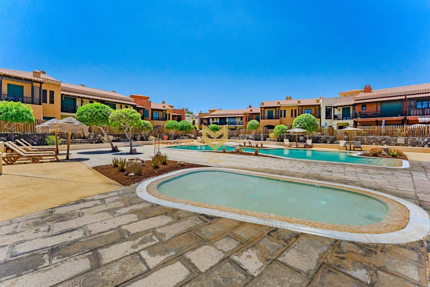 3 soveværelse Villa til salg i Golf del Sur med swimmingpool garage - € 540.000 (Ref: 9075582)