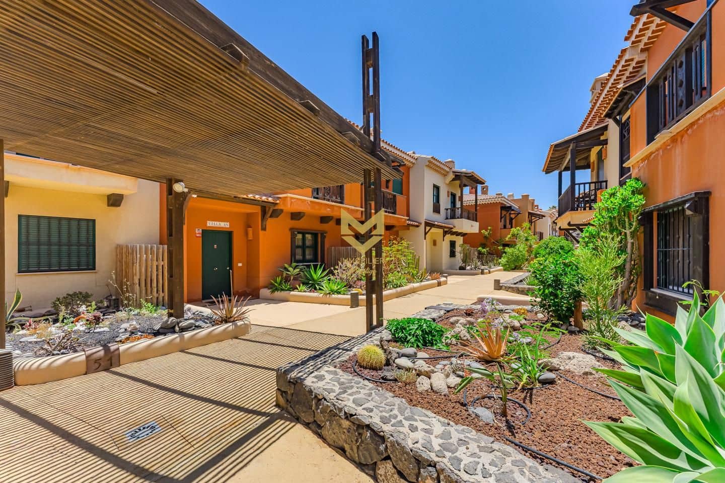 3 soveværelse Villa til salg i Golf del Sur med swimmingpool garage - € 540.000 (Ref: 9075582)