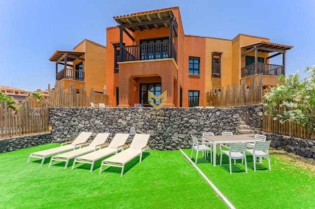 3 slaapkamer Villa te koop in Golf del Sur, San Miguel de Abona met zwembad garage - € 540.000 (Ref: 9075582)