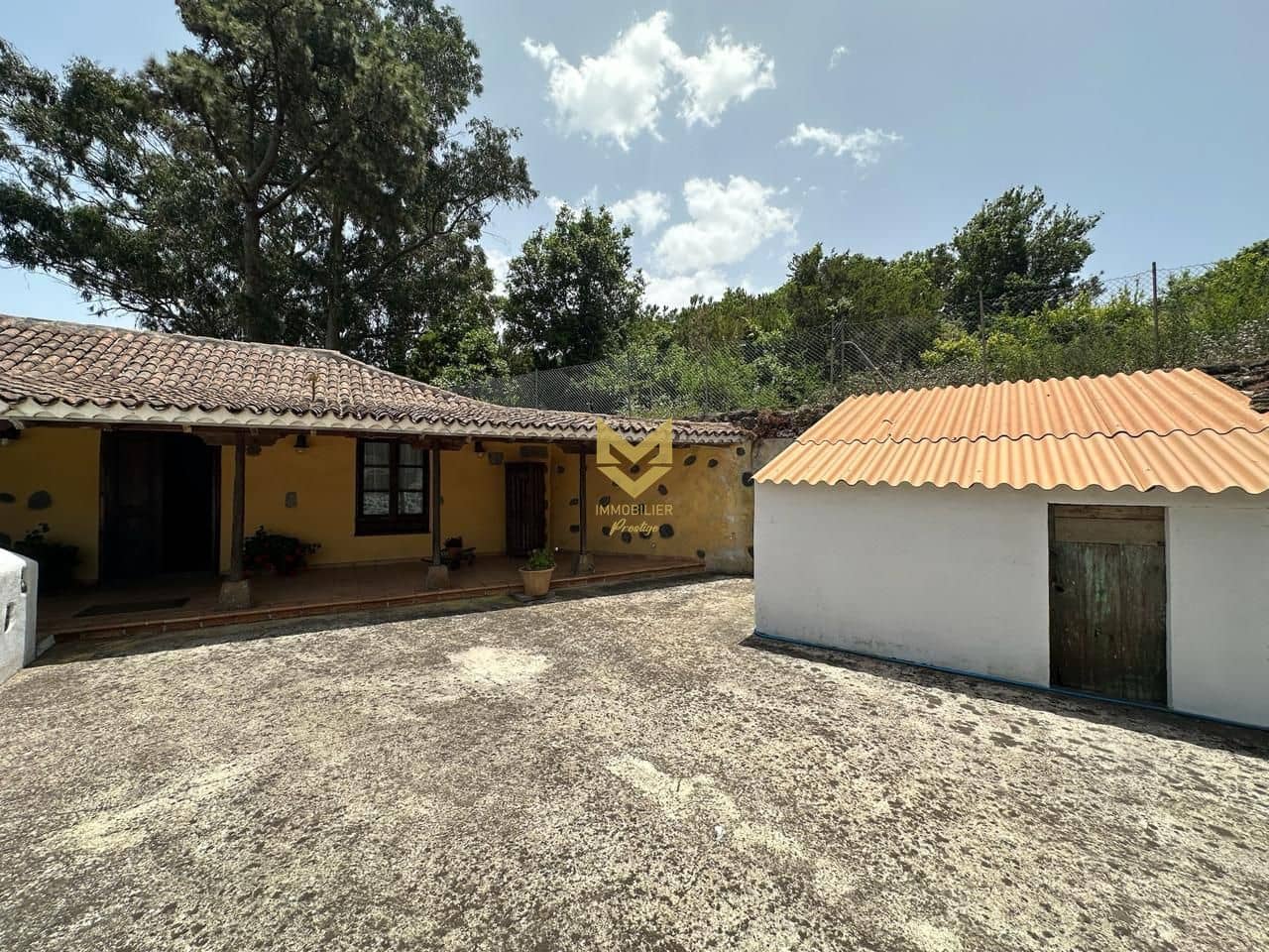 2 soveværelse Finca/Landehus til salg i El Tanque med swimmingpool - € 450.000 (Ref: 9133198)