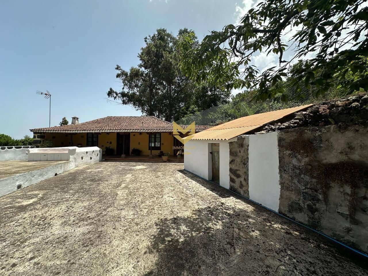 2 soveværelse Finca/Landehus til salg i El Tanque med swimmingpool - € 450.000 (Ref: 9133198)