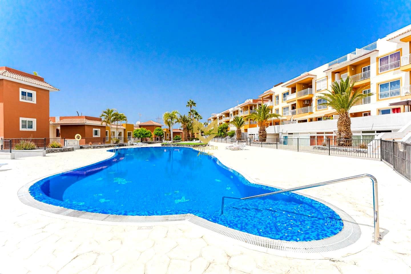 2 bedroom Flat for sale in Callao Salvaje - € 340,000 (Ref: 9241212)