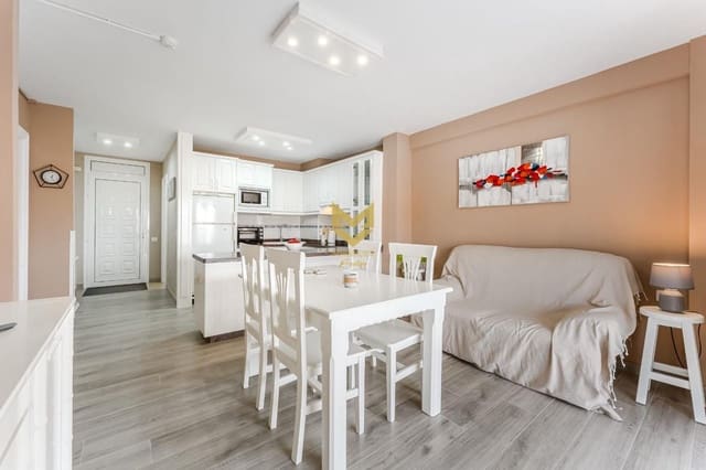 2 soveværelse Lejlighed til salg i Playa de las Americas, Arona - € 535.000 (Ref: 9246035)