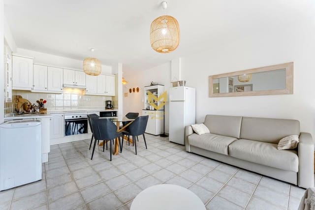 1 bedroom Flat for sale in Torviscas Centro y Alto, Adeje - € 298,000 (Ref: 9311889)